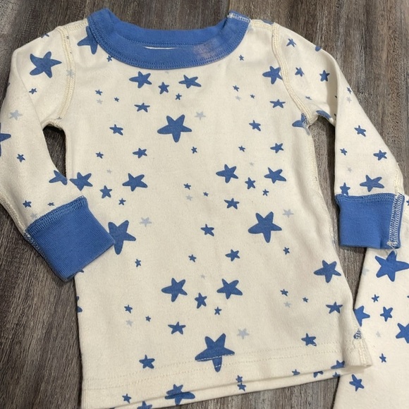 Hanna Andersson To the moon and back star Pajama Set - Picture 2 of 6